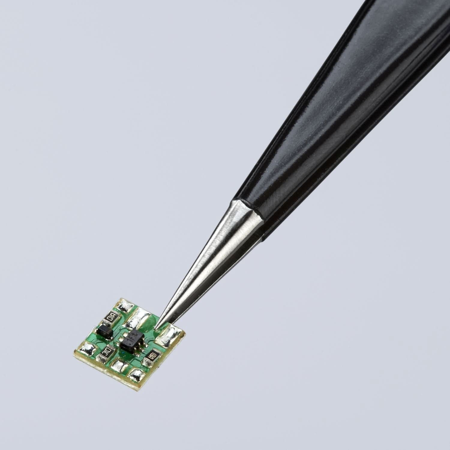 92 21 01 ESD-40368531_5.jpg