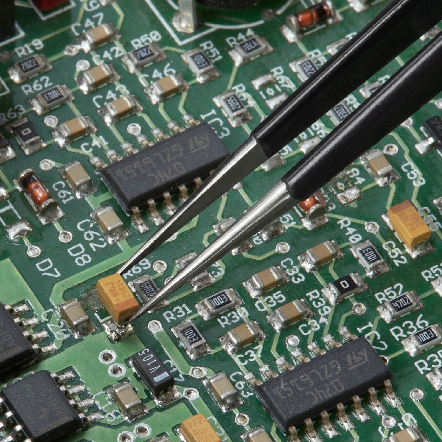 92 21 03 ESD-40368462_6.jpg